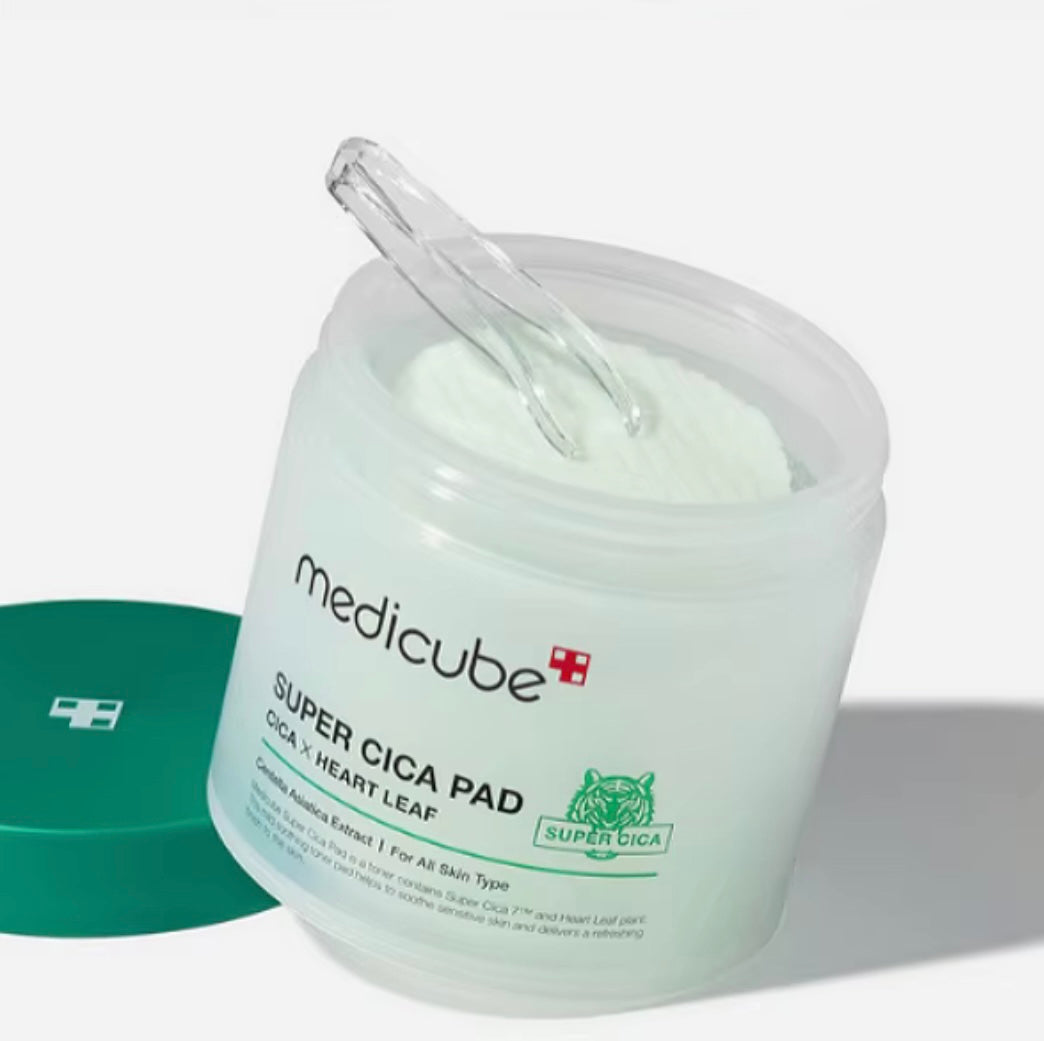 MEDICUBE Super Cica Pad
